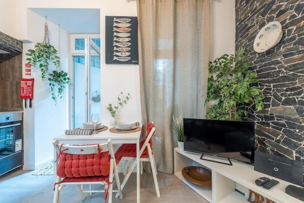 Modern Rustic Apartment In Graca Lisboa Kültér fotó